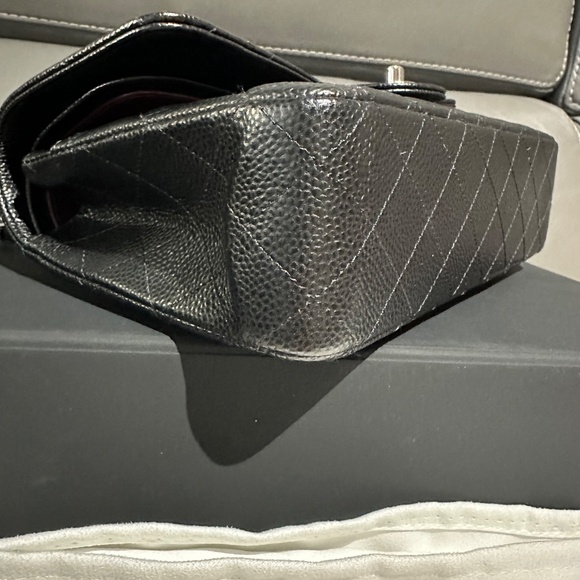 Chanel Classic Medium Double Flap - Picture 9 of 17